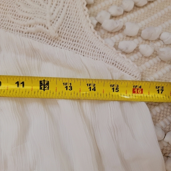 2/$20 Rip Curl Lace Top S - Picture 7 of 11